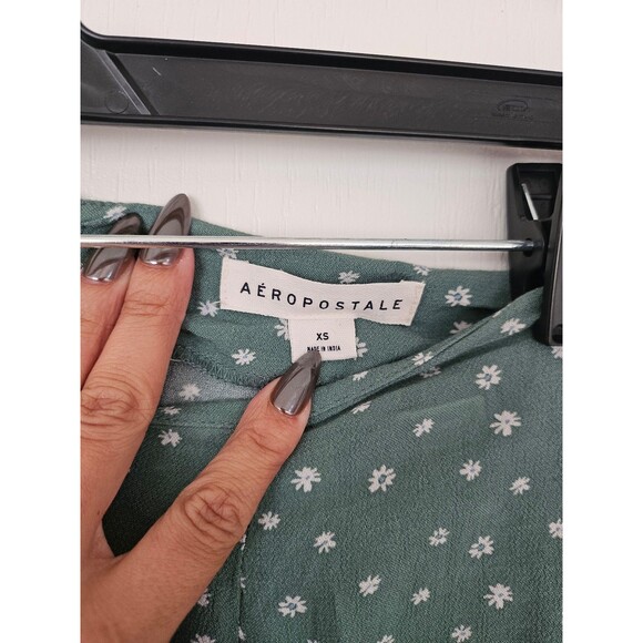 Aéropostale Green Floral A-Line Mini Skirt - Picture 2 of 3